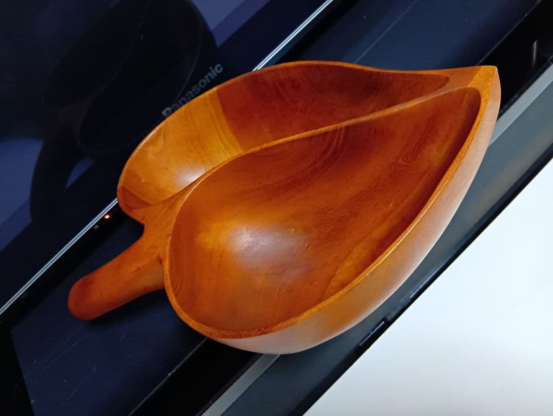 北欧モダン　ビンテージ　チーク　無垢材　カービング　トレイ　ボール　小物入れ