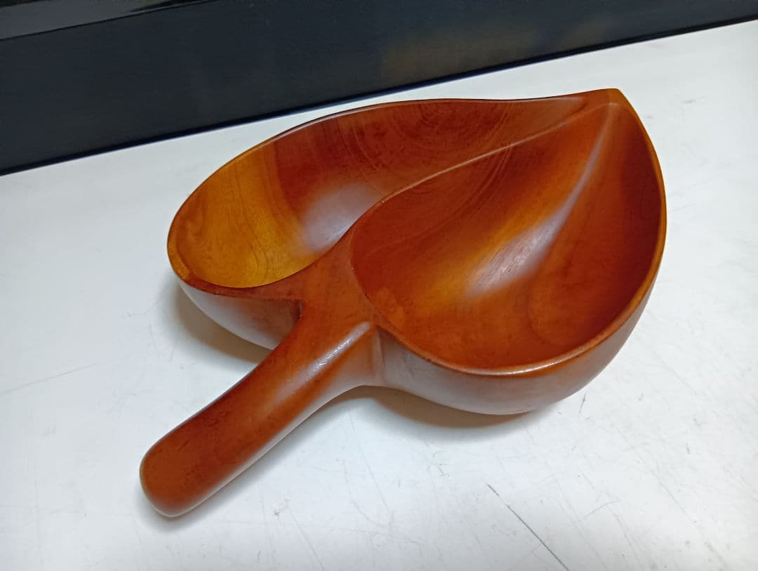 北欧モダン　ビンテージ　チーク　無垢材　カービング　トレイ　ボール　小物入れ