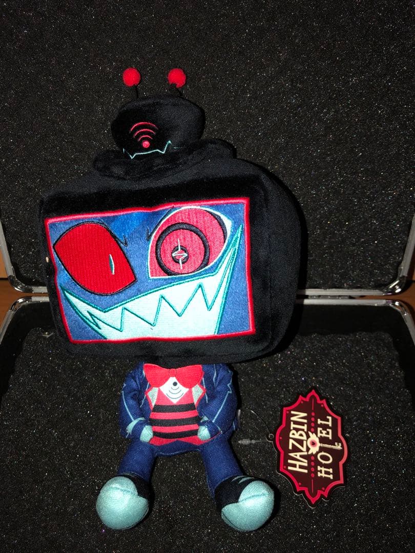 ハズビン・ホテルへようこそ おすわりぬいぐるみ③ ヴォックス - メルカリ