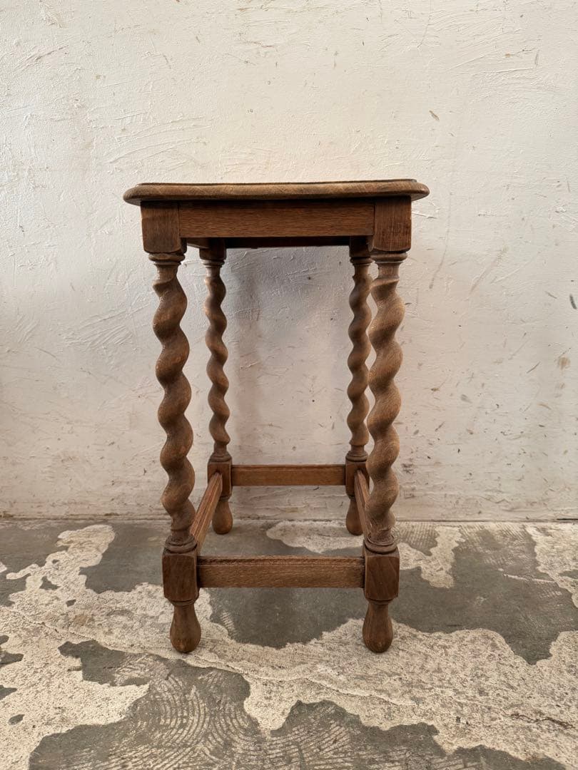 ビンテージ　サイドテーブル ベッドサイドテーブル　小　剥離