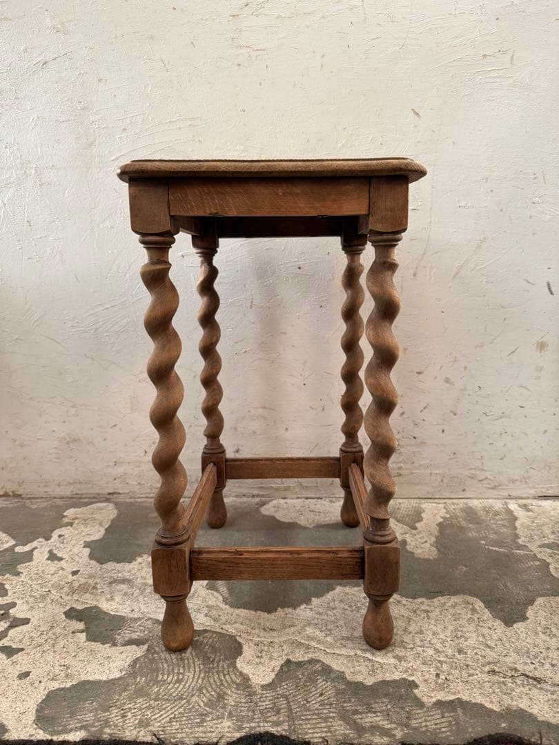 ビンテージ　サイドテーブル ベッドサイドテーブル　小　剥離