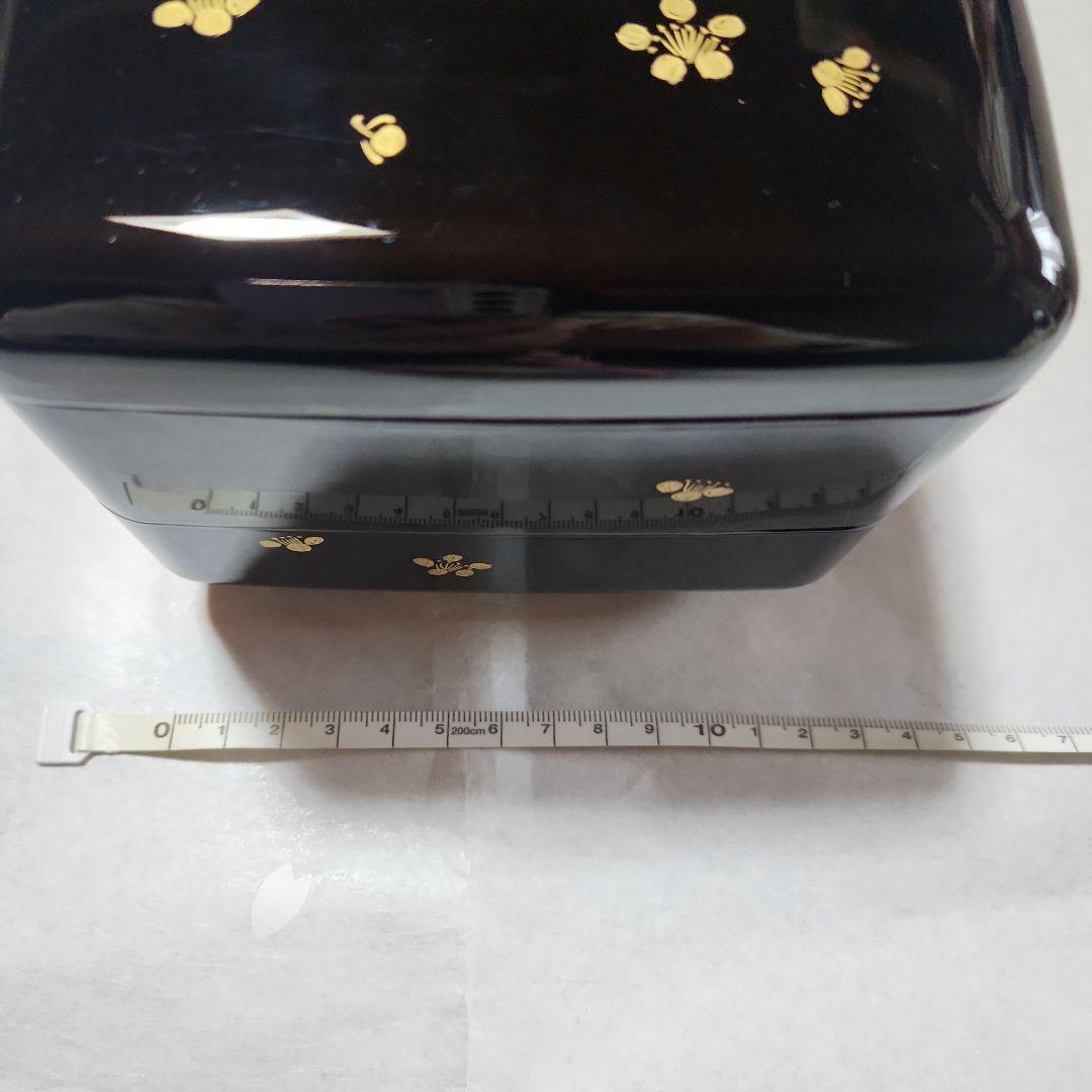 sale未使用☆お正月☆黒の2段重箱 金色の梅花模様　運動会　花見　お弁当箱