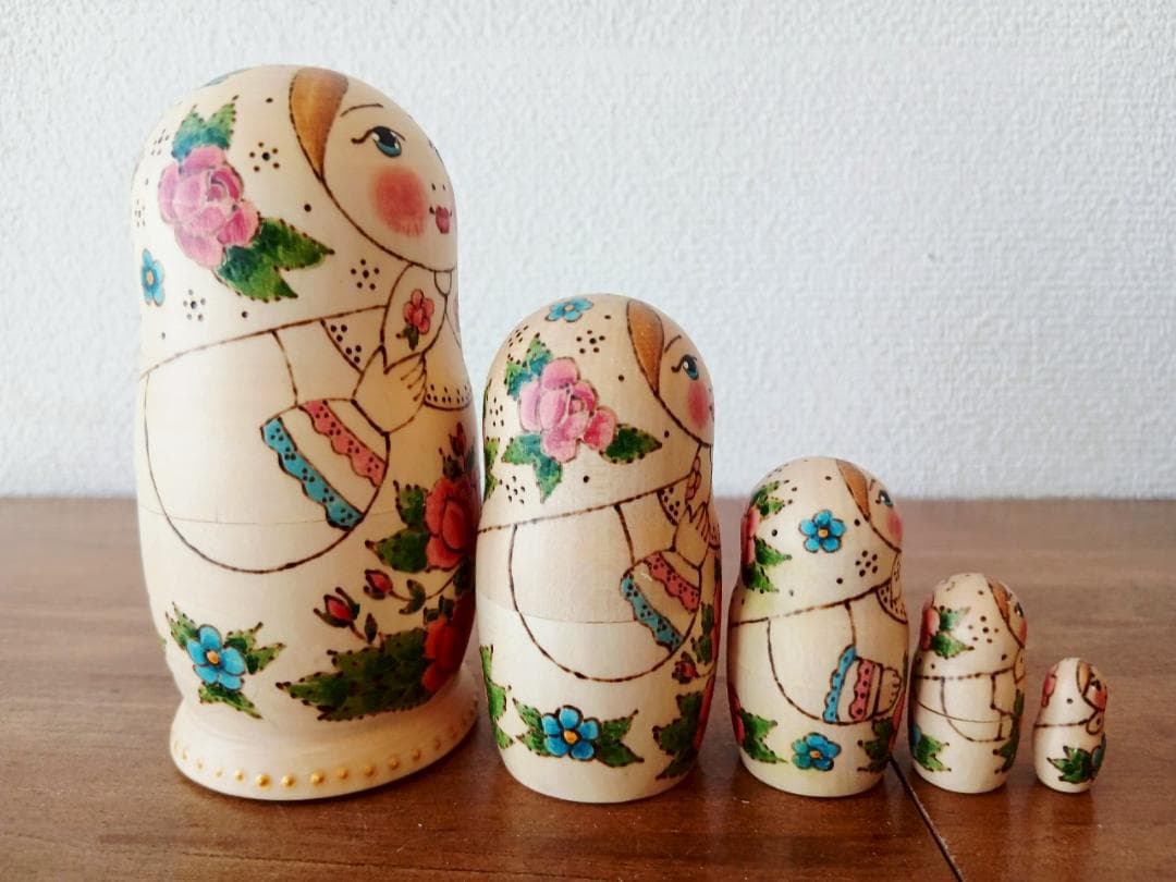 【LYH278】 北欧ロシア雑貨のインテリア、マトリョーシカ　リューバ作