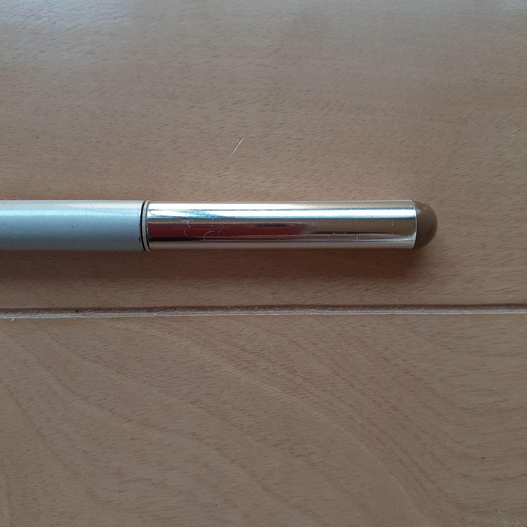 ピエヌ　デュアルブロークリエイター　アイブロウペンシル本体と新品替芯　BR733