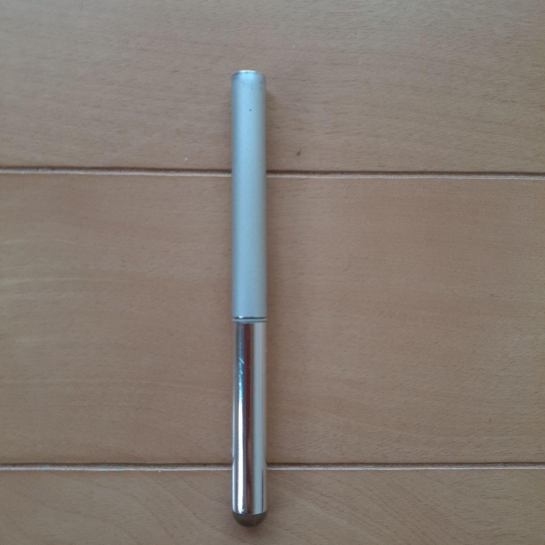 ピエヌ　デュアルブロークリエイター　アイブロウペンシル本体と新品替芯　BR733