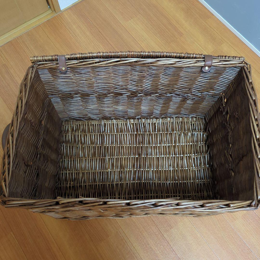 ⭐knick knacks ラタン蓋付き籠　バスケット 大