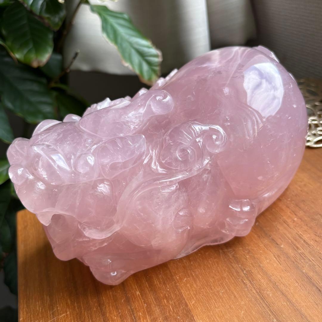 大型サイズ 天然石ローズクォーツ 貔貅（ひきゅう）置物2.8kg