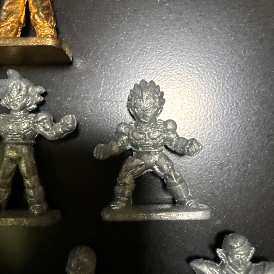 ドラゴンボール　メタル製フィギュア 8体セット