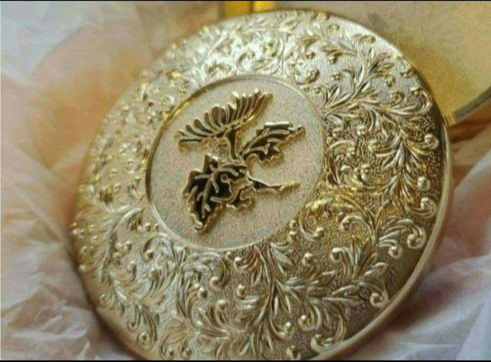 【新品】皇居限定 菊葉小箱 ボンボニエール 金色 　ゴールド　一粒万倍日