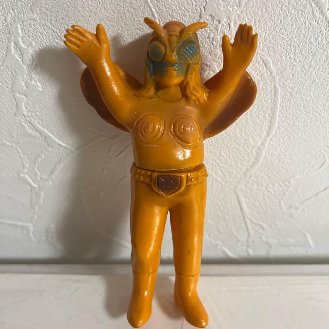 ⚠️激レア・貴重 当時物 仮面ライダー 蜂女 ハチ女 ミニソフビ 旧