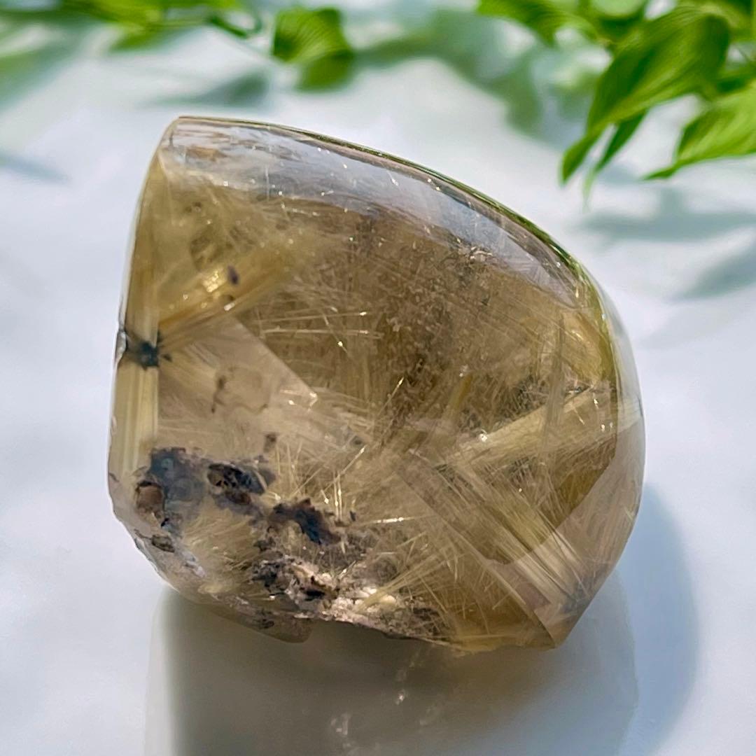 天然　太陽放射ゴールドタイチンルチル　ポリッシュ原石