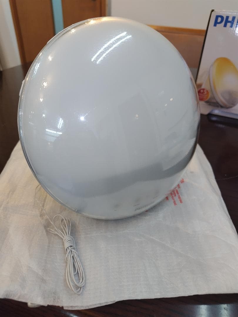 フィリップス ウェイクアップライト　光目覚まし時計 HF3520