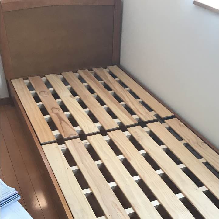 シングルタイプのベッド