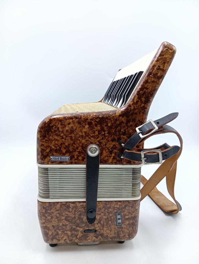 レトロ ヤマハ アコーディオン 30鍵盤 ハードケース付き - メルカリ