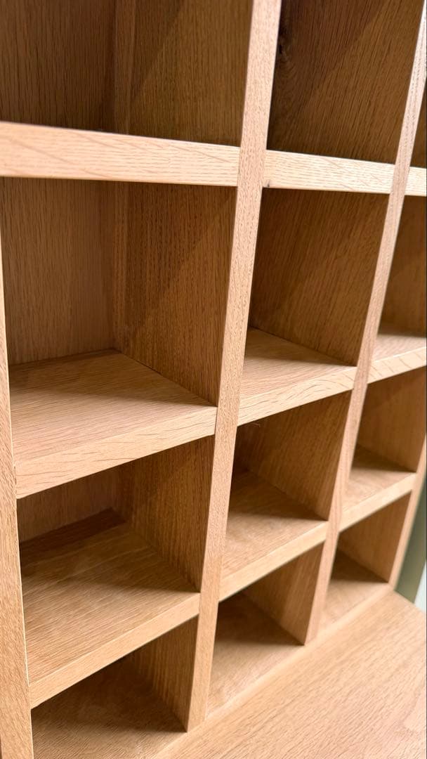 超美品！フルオーダーメイド無垢オーク材・マス目棚・コレクション ラック シェルフ