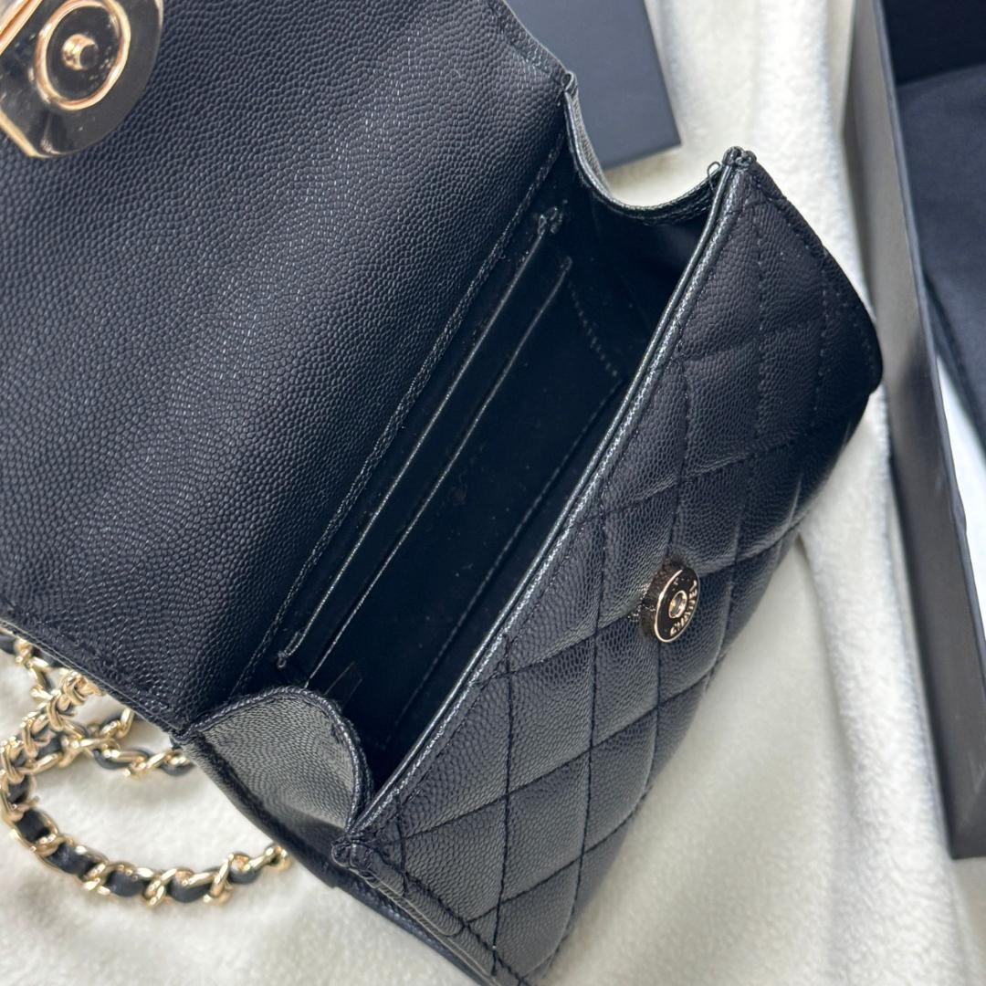 ✨VIP非売品✨ BOX付 ブラック キルティング ショルダーバッグer