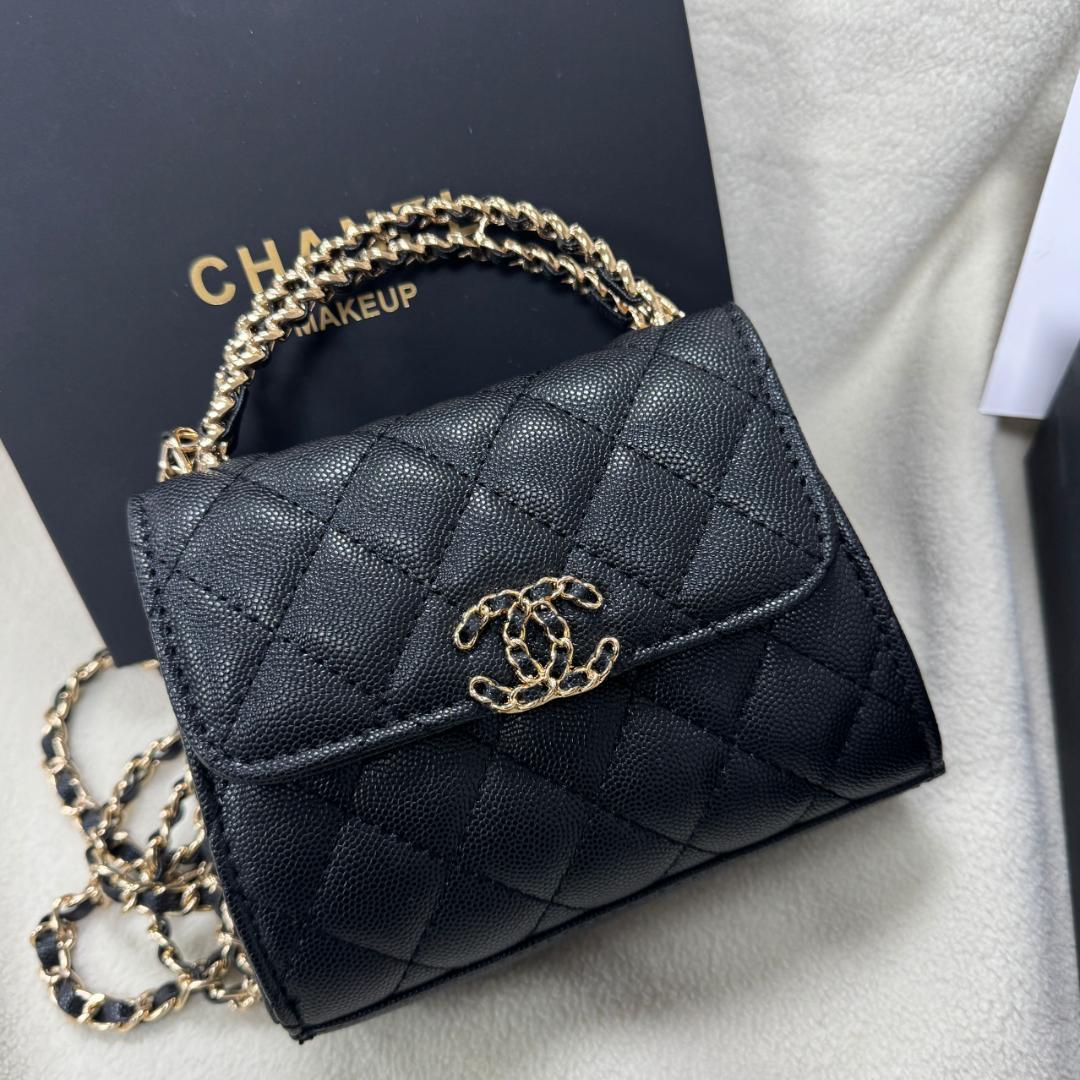 ✨VIP非売品✨ BOX付 ブラック キルティング ショルダーバッグer