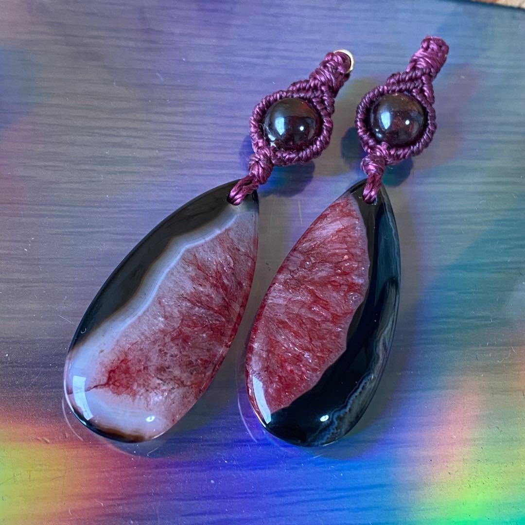 個性◎BIG！マクラメ編みイヤリング◇1494◇赤×黒★瑪瑙★ガーネット