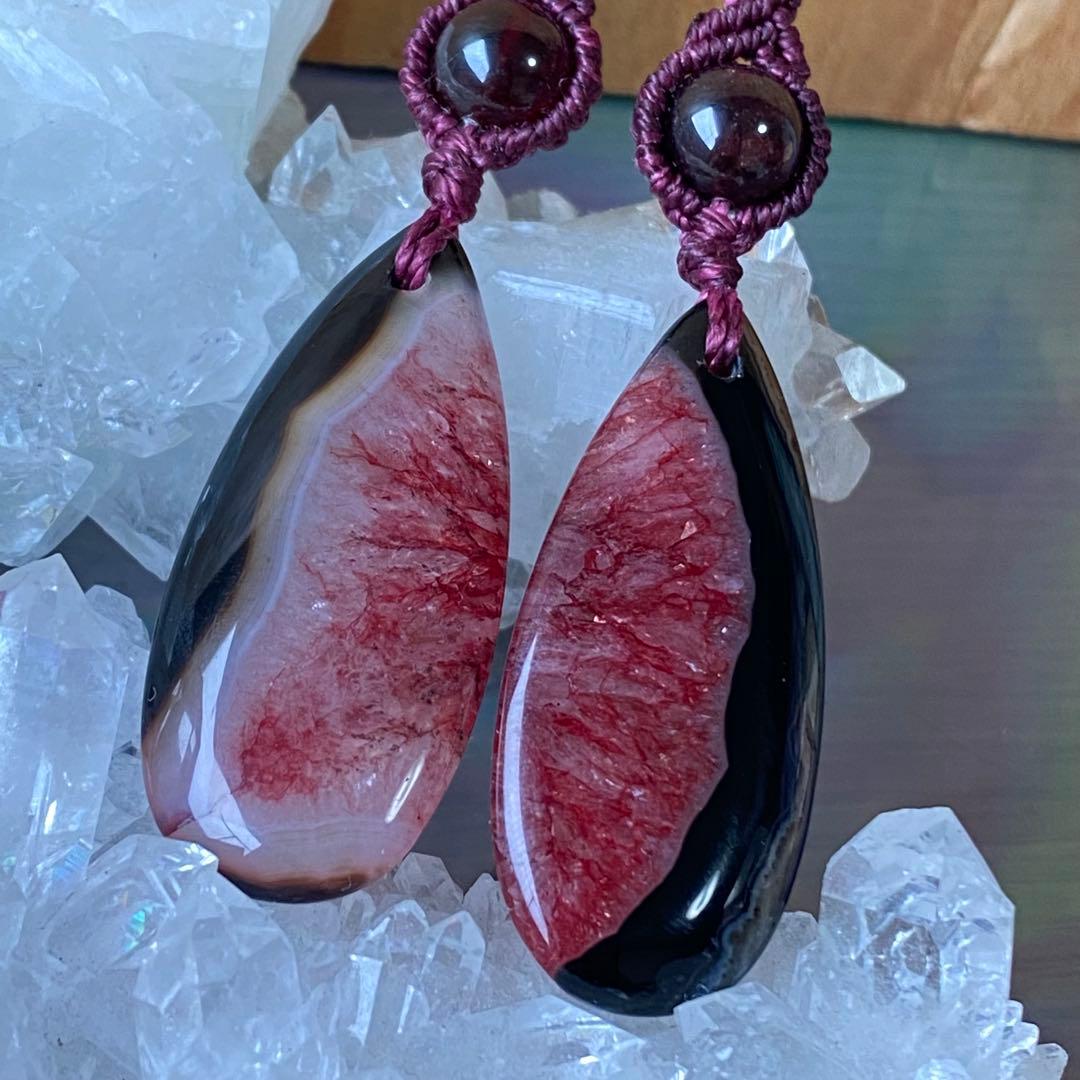 個性◎BIG！マクラメ編みイヤリング◇1494◇赤×黒★瑪瑙★ガーネット