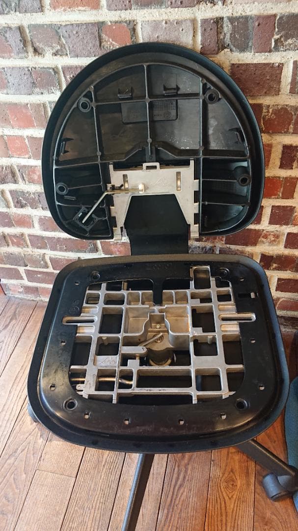 Labofa社 （デンマーク製）デスクチェア