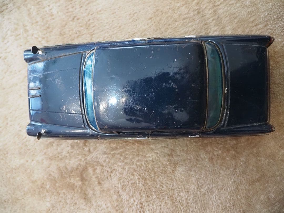 昭和レトロ　イチコー　ブリキ　日産セドリック・カスタム　縦目4灯　初期　おまけ