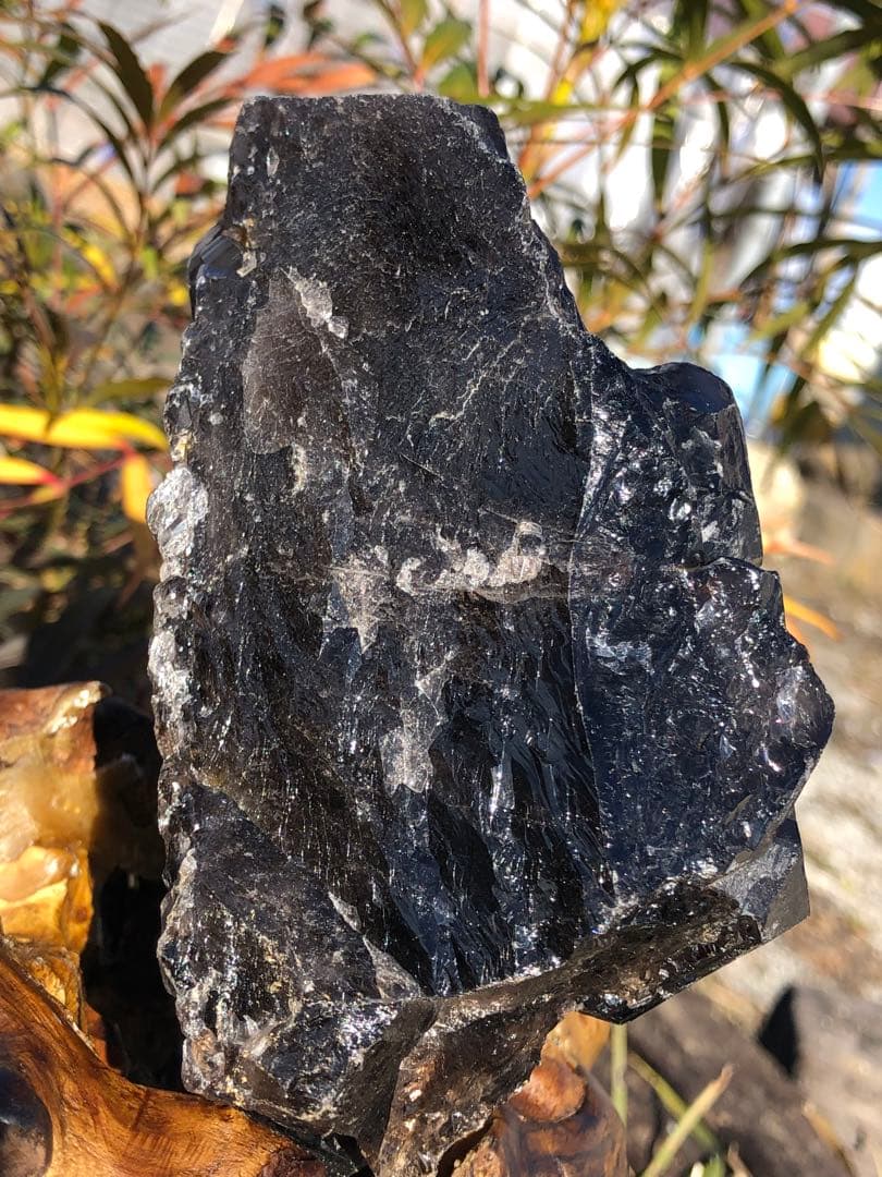 レア　極みの逸品 1.07kg エレスチャル水晶 骸骨 鳄水晶