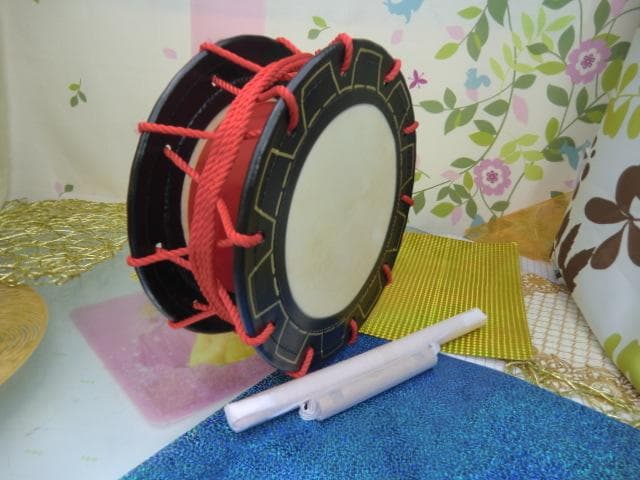 R(送料無料)15.980円　エイサー用　締め太鼓30cm  撥付き　楽しく