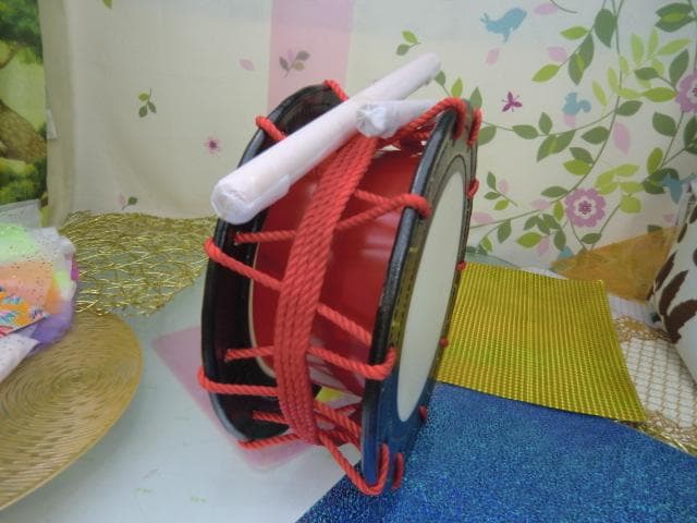 R(送料無料)15.980円　エイサー用　締め太鼓30cm  撥付き　楽しく