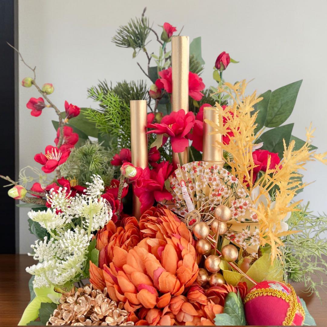 和モダン門松 M｜可憐な花々と竹が奏でる、モカアンドマルシェの迎春アレンジ