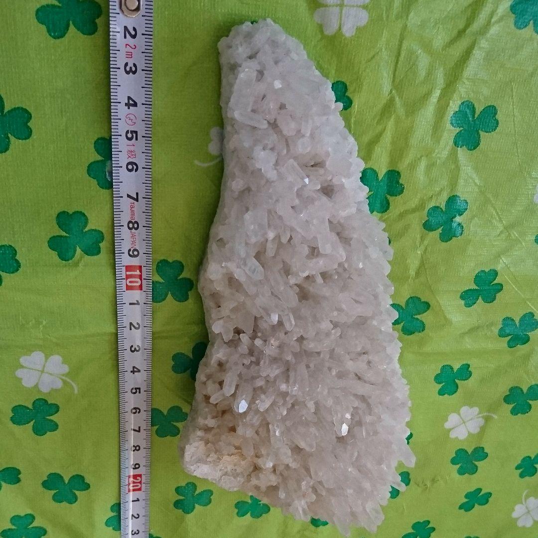 水晶クラスタ―(２０㎝サイズ)値下げしてます