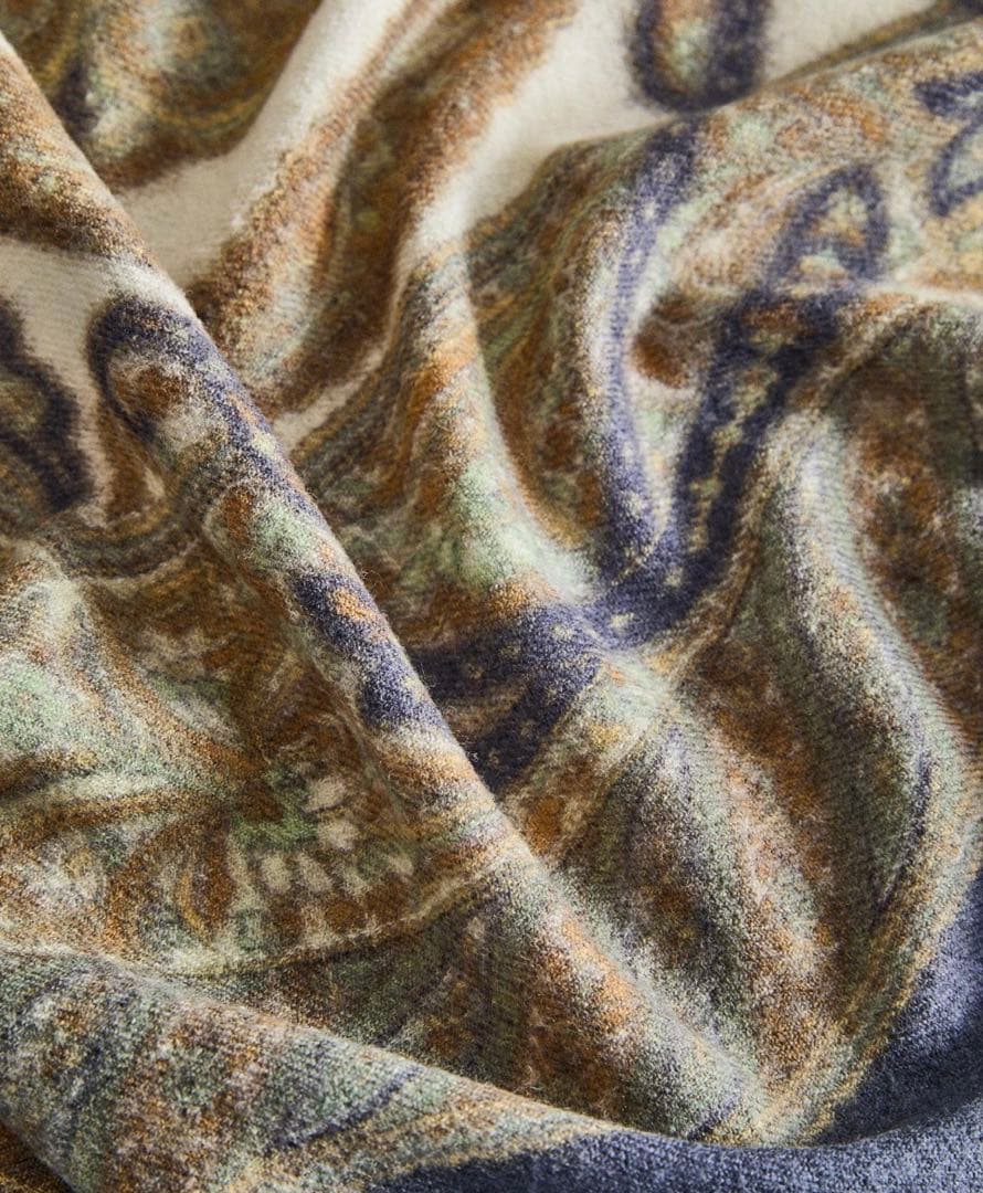 新品　完売品　ZARA ウール　ブランケット　マルチカバー　新作