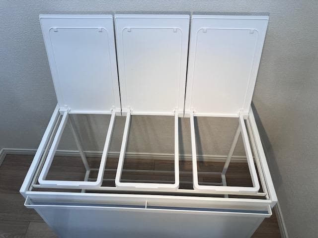 山崎実業　蓋付き 目隠し 3分別 ダストワゴン ホワイト　45L