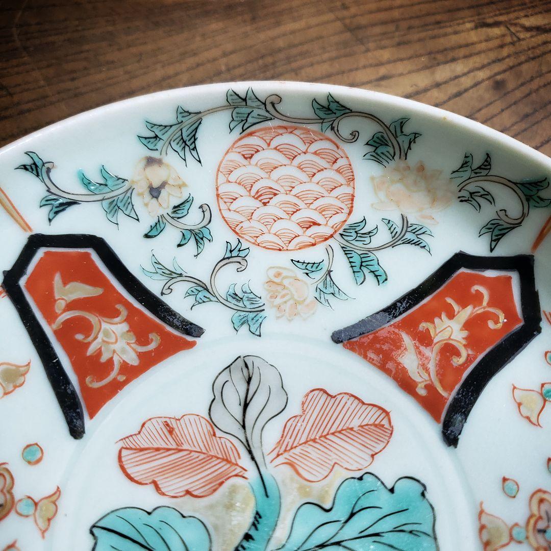 古伊万里 色絵付 中皿 赤絵 薄緑 草文様 希少図 トリアシ ロ号