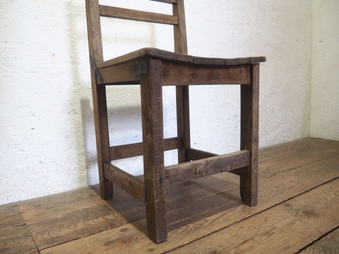 1294 ヴィンテージ　レトロな木製チェア　椅子　イス　学校　古家具　古道具