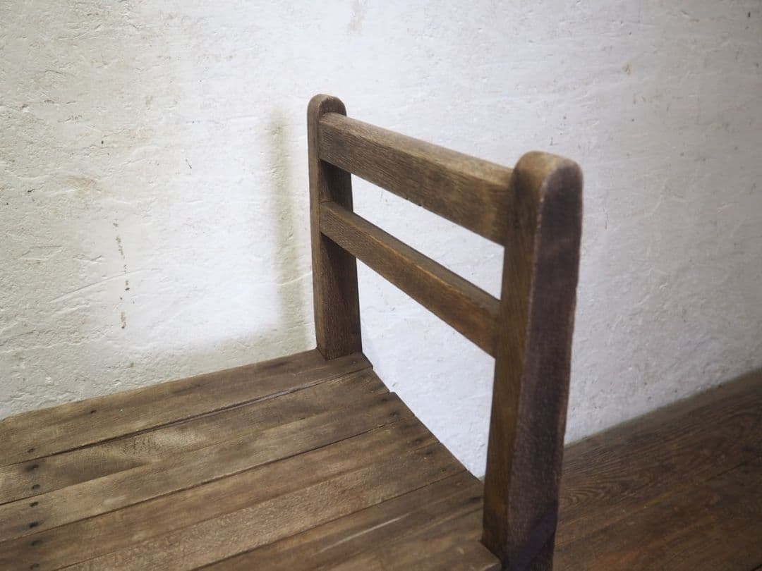 1294 ヴィンテージ　レトロな木製チェア　椅子　イス　学校　古家具　古道具