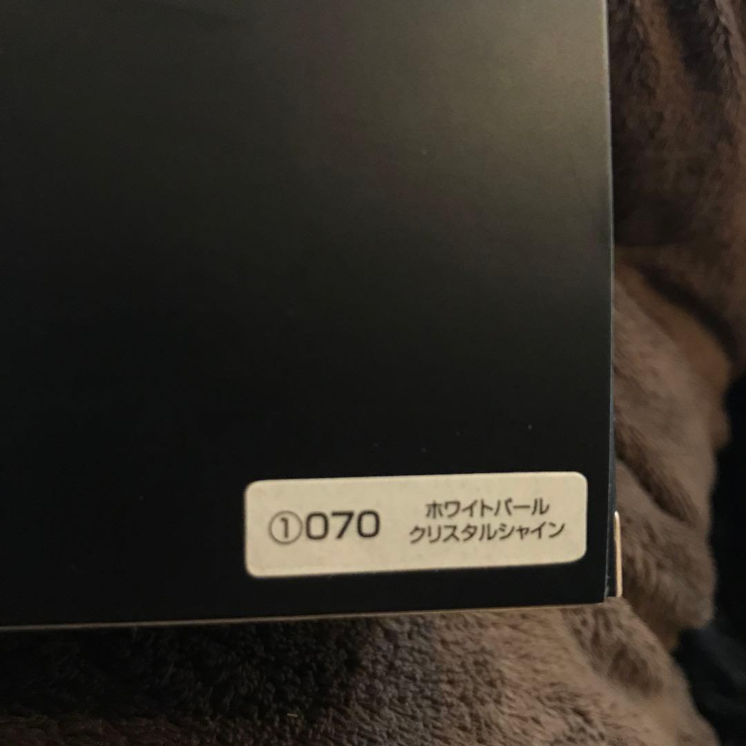 TOYOTA HARRIER 070 カラーサンプル ミニカー ホワイト