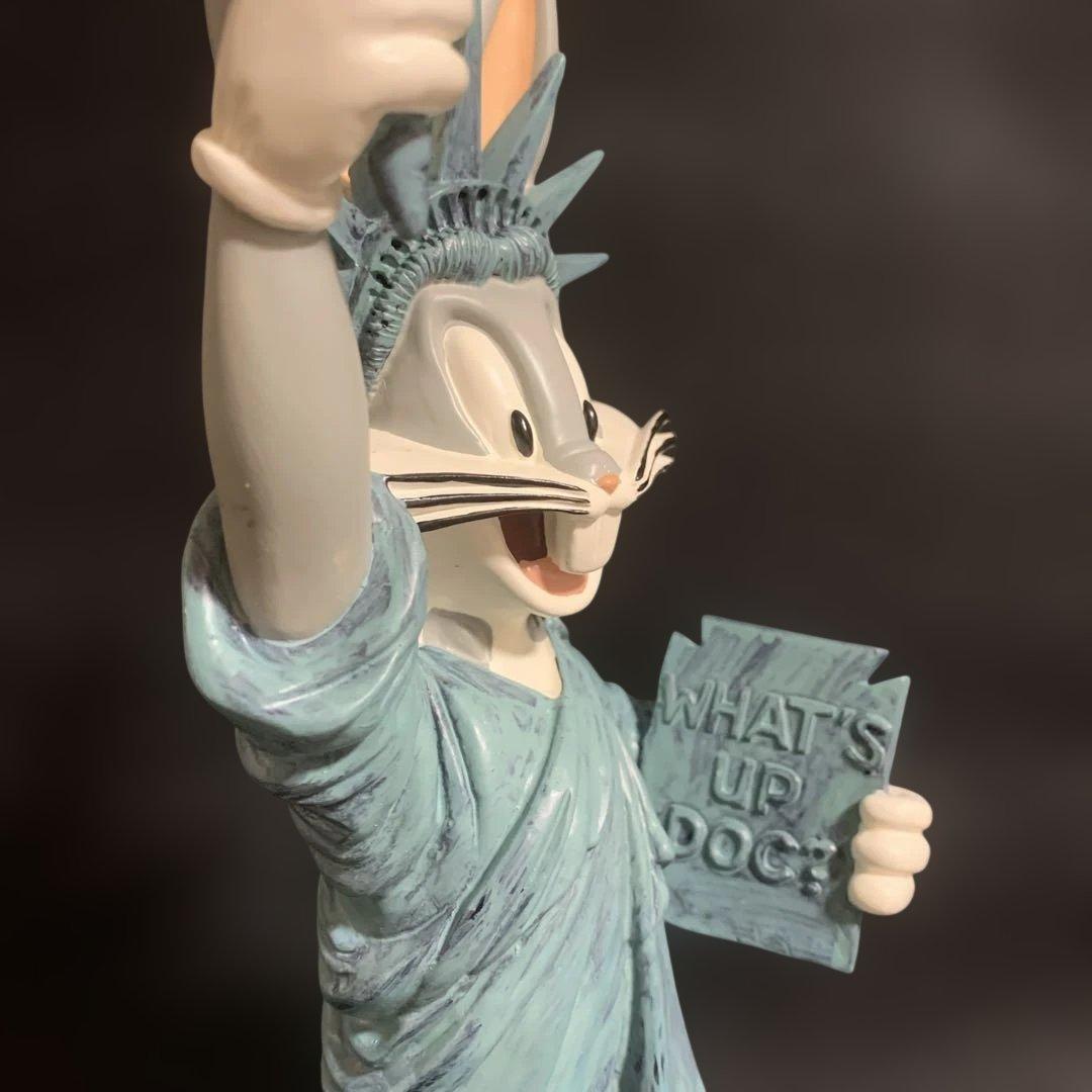 バックスバニー 自由の女神 フィギュア