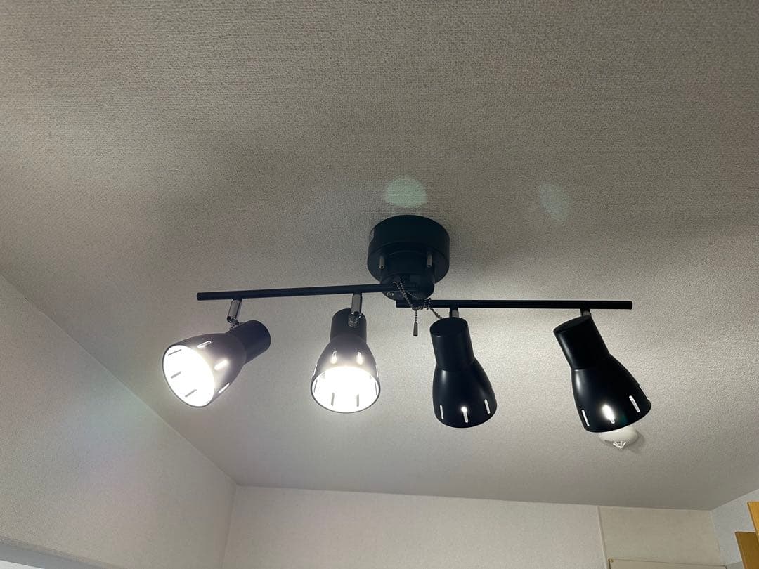 共同照明　シーリングライト　4灯　スポットライト