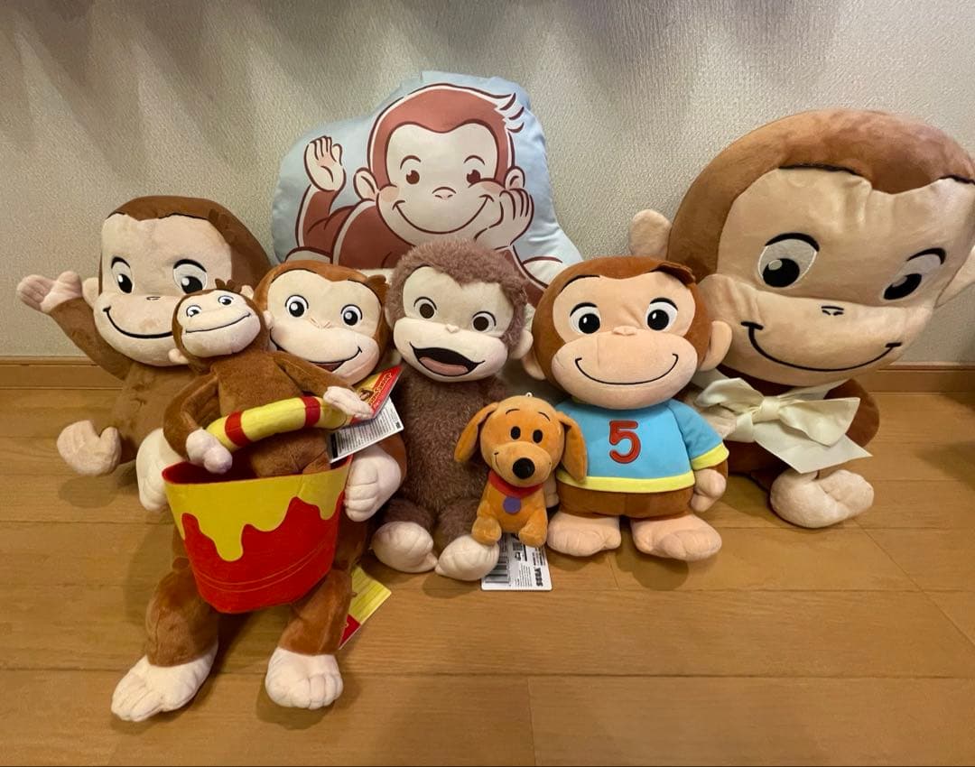 おさるのジョージ ぬいぐるみ まとめ売り - メルカリ