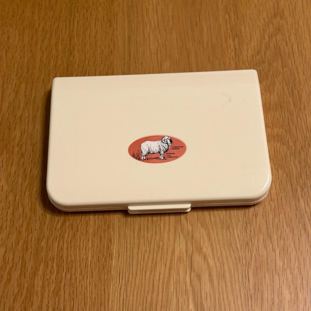 ロイヤル株式会社　ニット電卓 RC-202