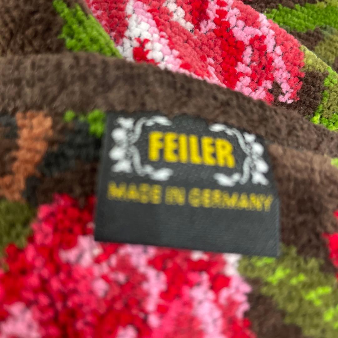 わんこわんこさま専用 お値下げ！フェイラー花柄（赤い花）ベット