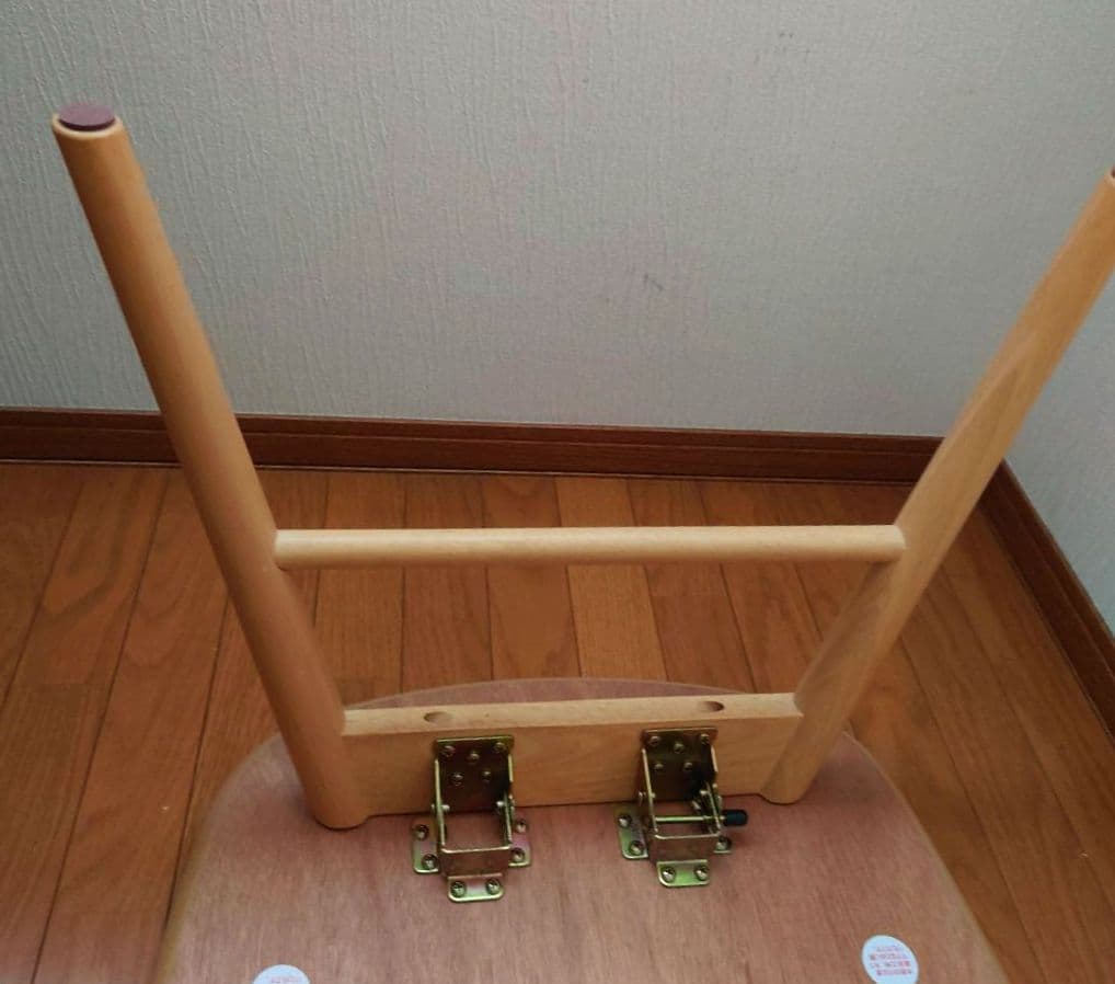 【送料無料】楕円形 折れ脚 センターテーブル 下部スラット棚付き