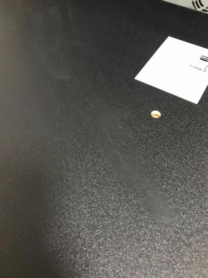 引き出し付き・セラミック調・大理石風デザインで機能美を追求