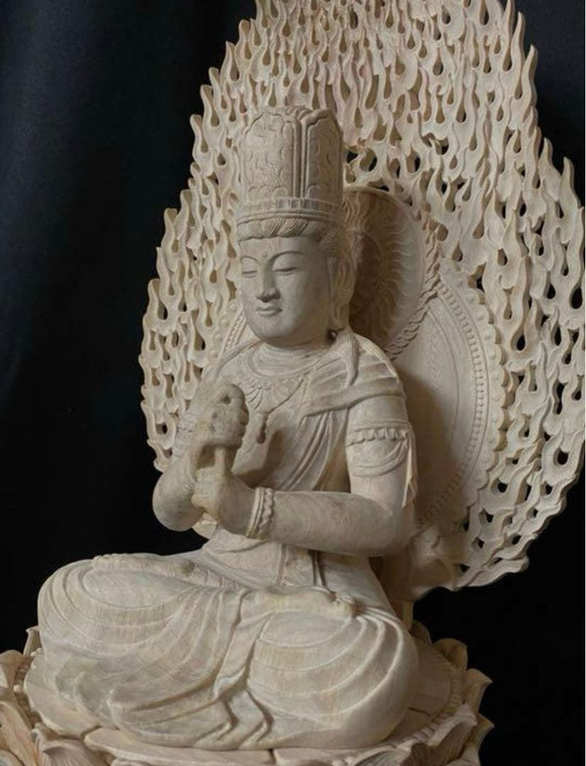 高62cm 井波彫刻 一刀彫り 仏教工芸品 香樟材 木彫仏教 大日