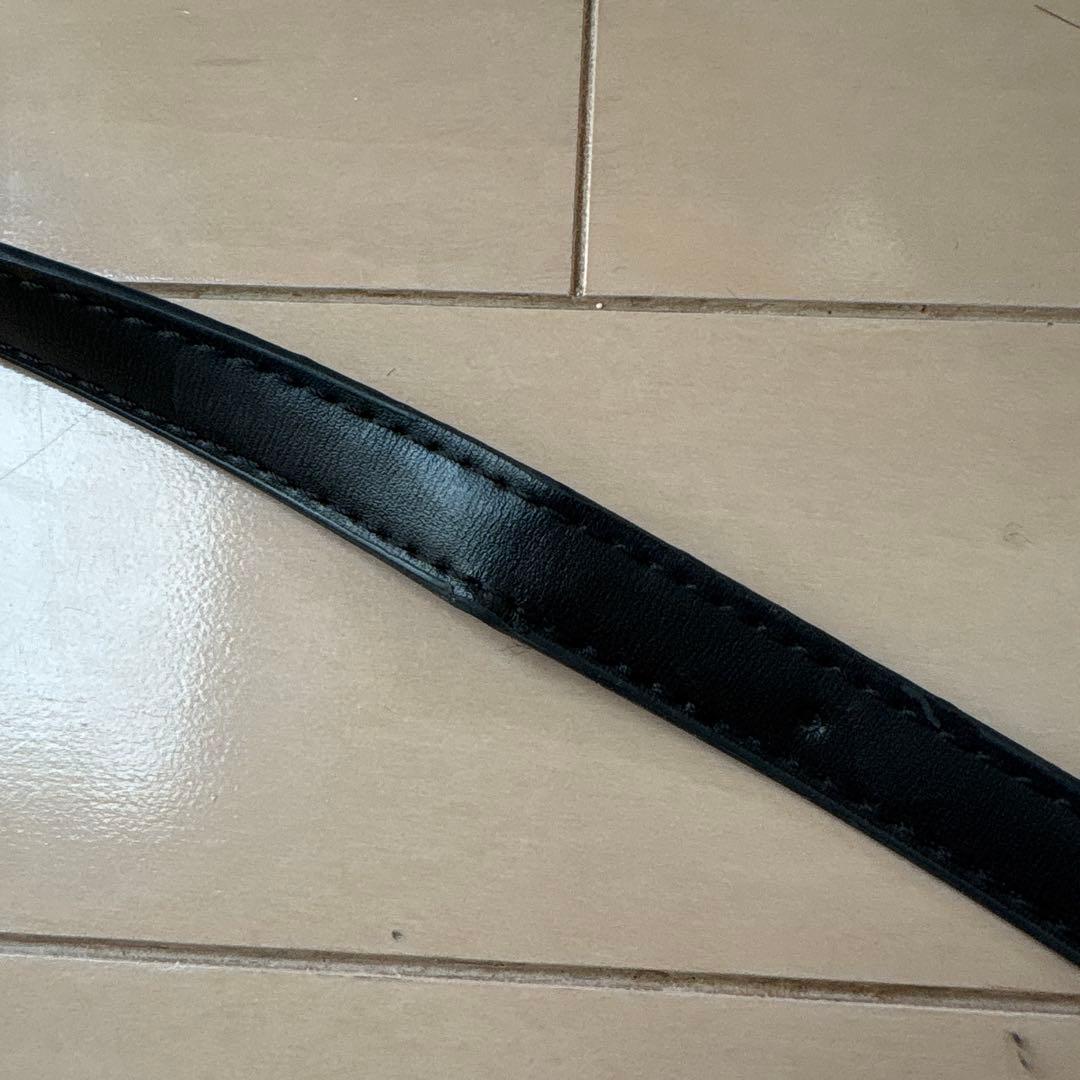 週末限定お値下げ⭐︎ブラックショルダーバッグ レディース　ゴールド金具