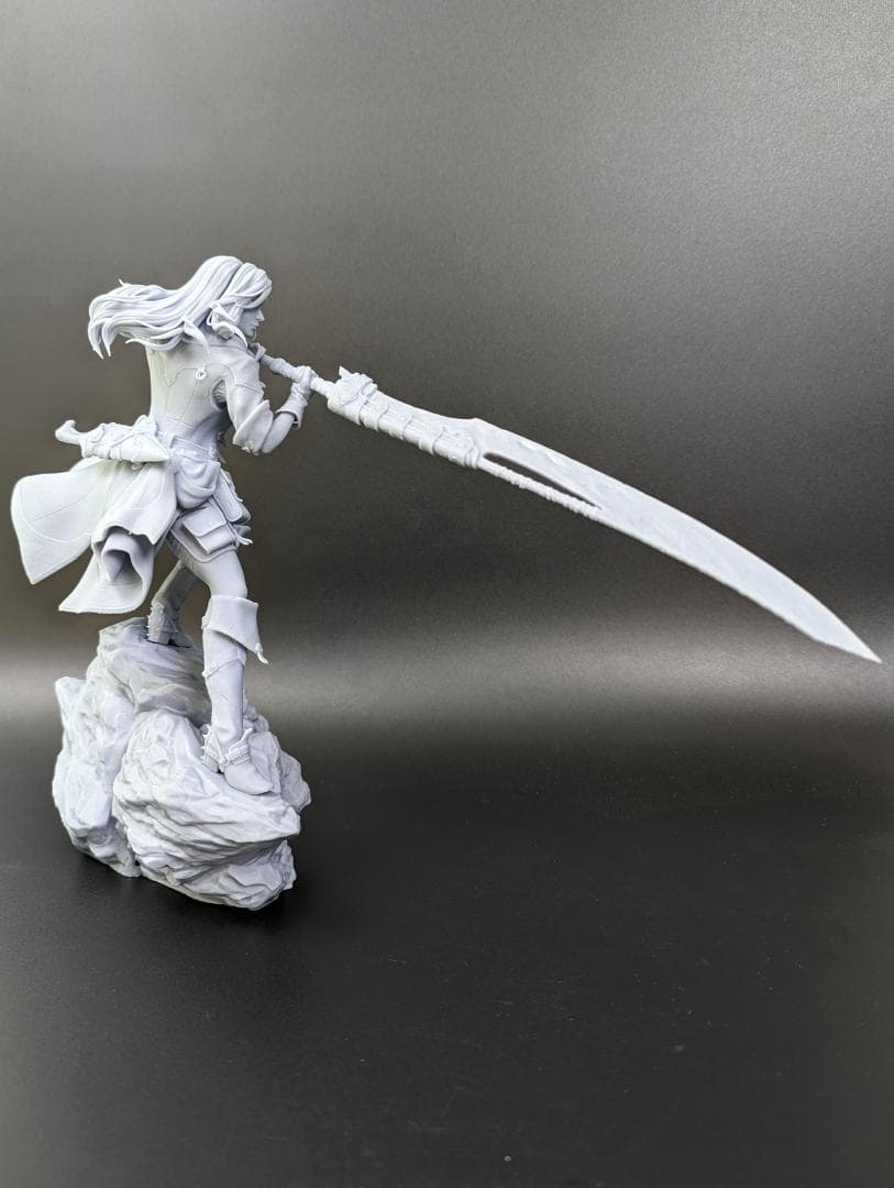 モンスターハンターワイルズ 女性ハンター フィギュア 240mm【未塗装】