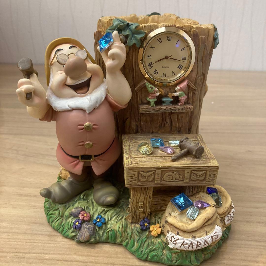 ディズニー　白雪姫小人(先生)時計付き小物入れ花瓶フィギュア