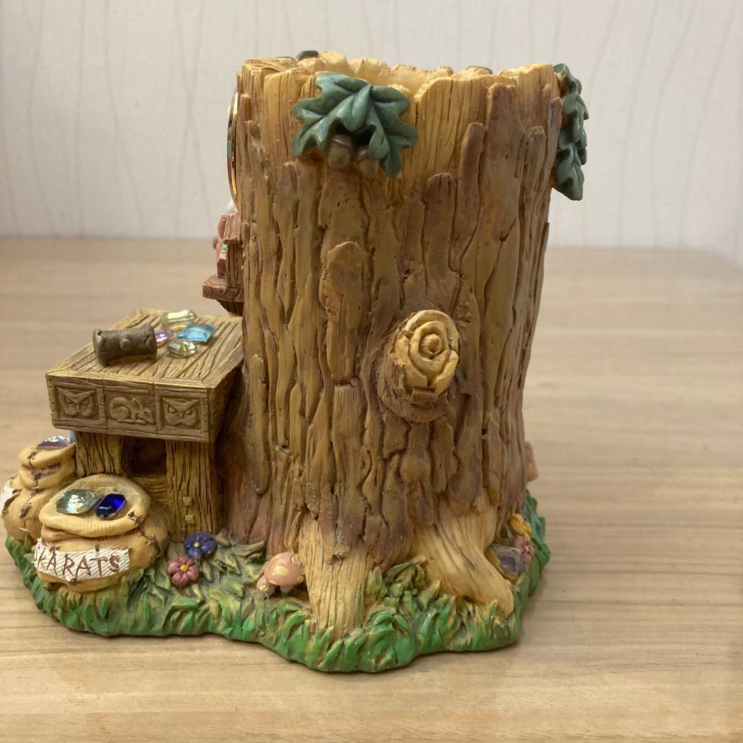 ディズニー　白雪姫小人(先生)時計付き小物入れ花瓶フィギュア