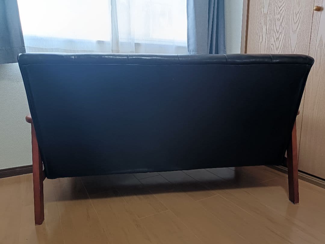 黒 レザー調　ソファ　レトロ　アンティーク　静岡県より