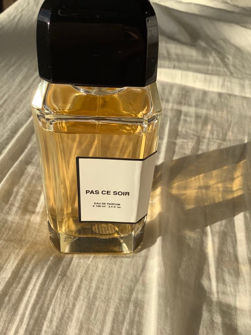 ぼぼ新品 100ml BDK PAS CE SOIR（パスソワール） 香水